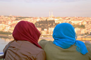 Two Muslim women, Istanbul 